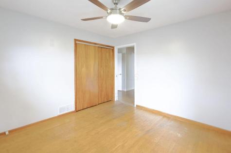 15 Summit Drive Fredericktown OH 43019