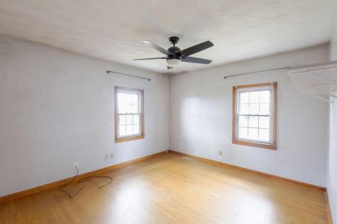 15 Summit Drive Fredericktown OH 43019