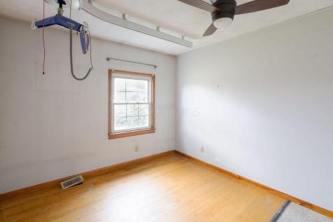 15 Summit Drive Fredericktown OH 43019