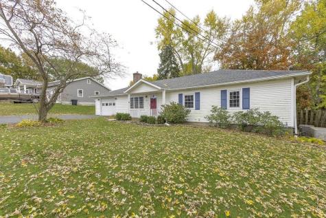 15 Summit Drive Fredericktown OH 43019