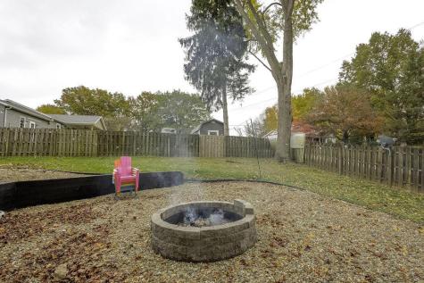 15 Summit Drive Fredericktown OH 43019