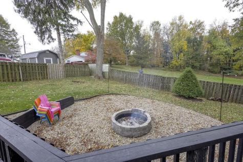 15 Summit Drive Fredericktown OH 43019