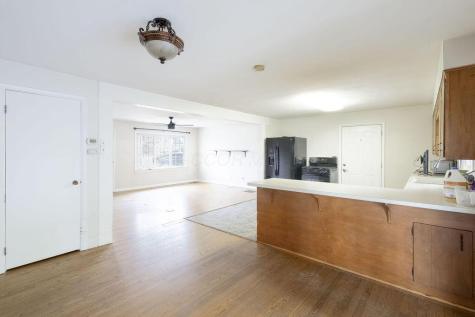 15 Summit Drive Fredericktown OH 43019