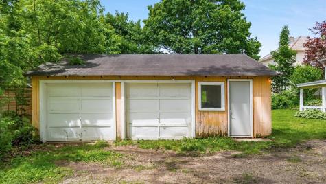 8 Elizabeth Street Mount Vernon OH 43050
