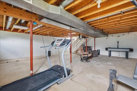 11455 Colwill Road Gambier OH 43022