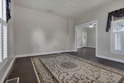 106 Union Street Centerburg OH 43011