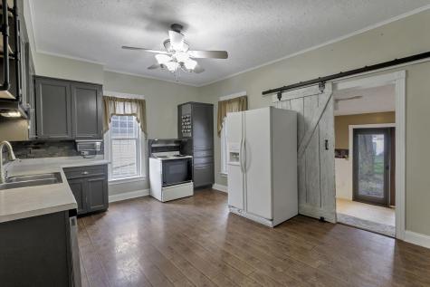 106 Union Street Centerburg OH 43011