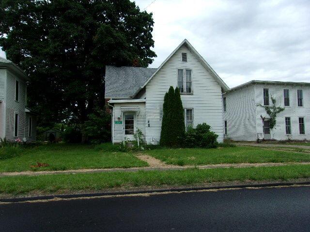 329 N Main Street Utica OH 43080