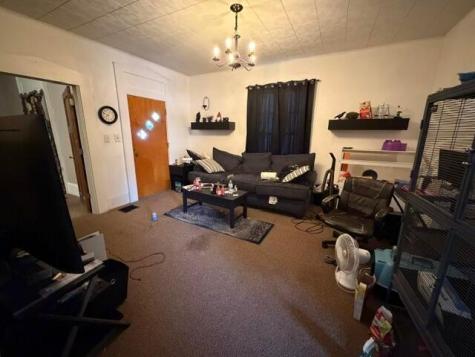 329 N Main Street Utica OH 43080