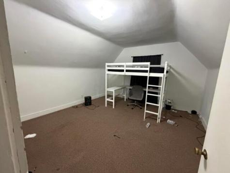 329 N Main Street Utica OH 43080