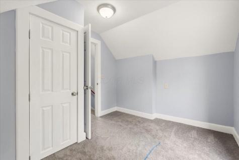 521 E Burgess Street Mount Vernon OH 43050
