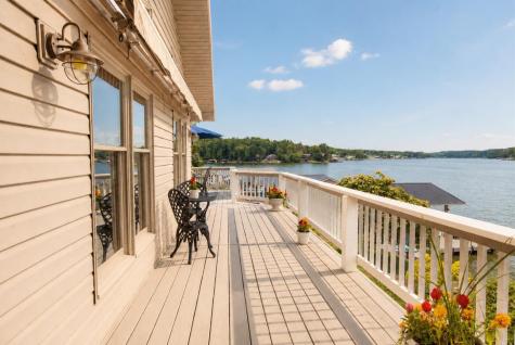 401 Lakeview Heights Drive Howard OH 43028