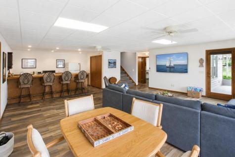 401 Lakeview Heights Drive Howard OH 43028
