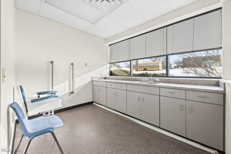 885 S Sawburg Avenue Alliance OH 44601