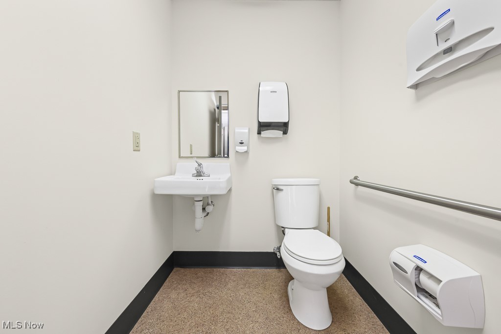 885 S Sawburg Avenue Alliance OH 44601