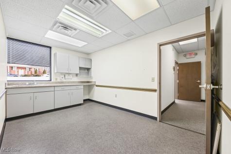 885 S Sawburg Avenue Alliance OH 44601