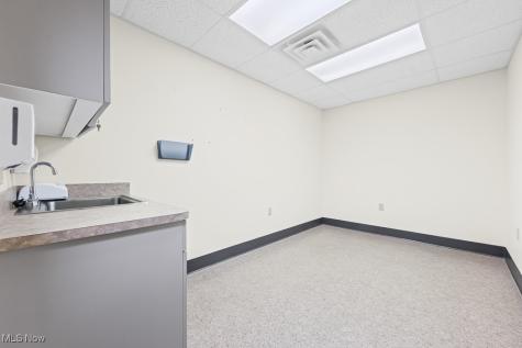 885 S Sawburg Avenue Alliance OH 44601