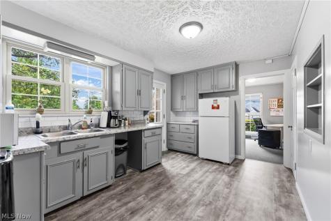 201 N Cleveland Massillon Road Akron OH 44333