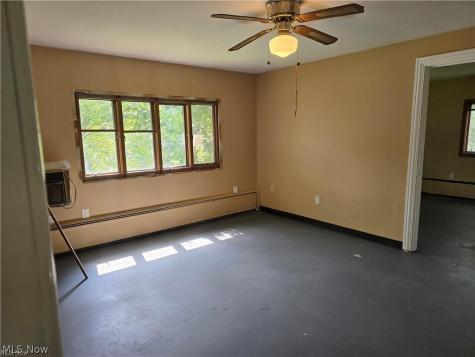 2475 N Taylor Road Cleveland Heights OH 44118