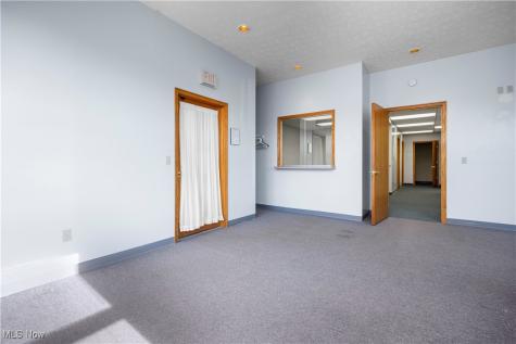 5319 Meadow Lane Court Elyria OH 44035