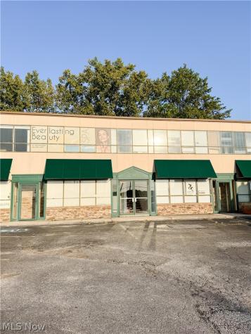 7543 Broadview Road Seven Hills OH 44131