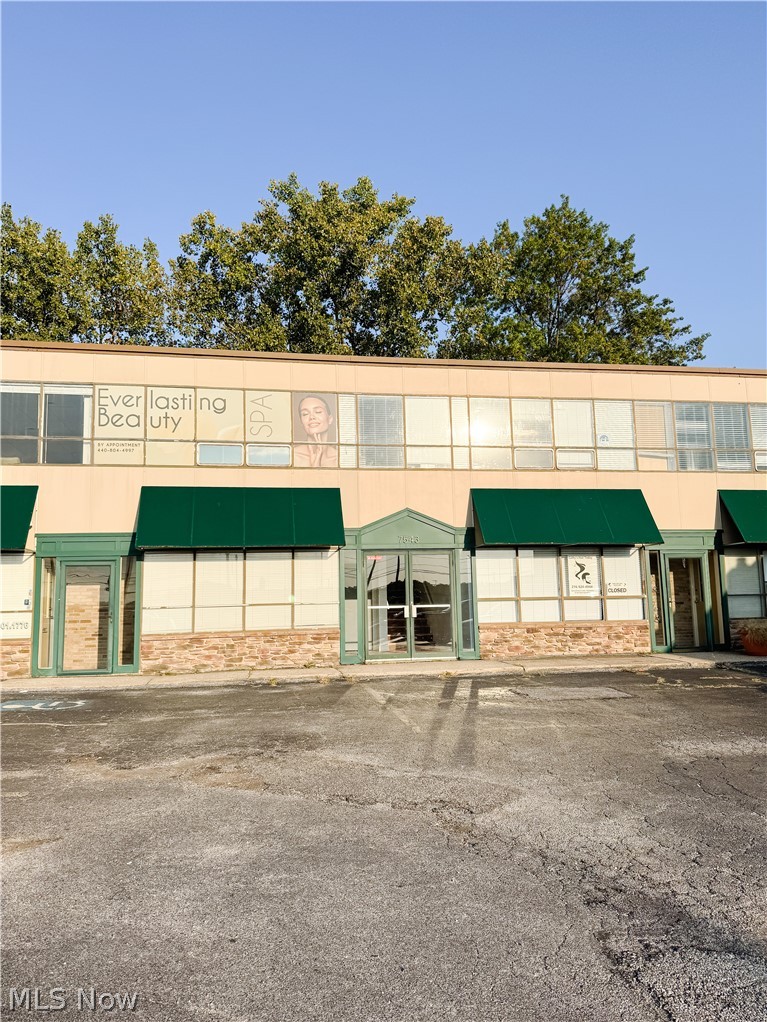 7543 Broadview Road Seven Hills OH 44131