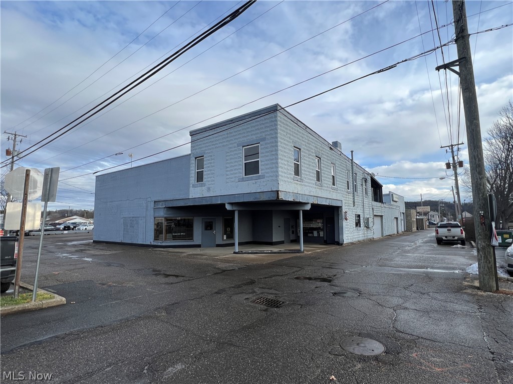 145 1st Drive NE New Philadelphia OH 44663
