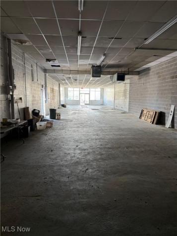 5370 Ridge Road Parma OH 44129