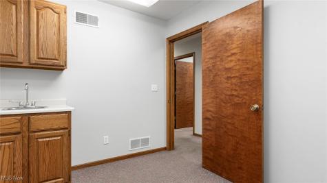 139 S Kennebec Avenue Mcconnelsville OH 43756