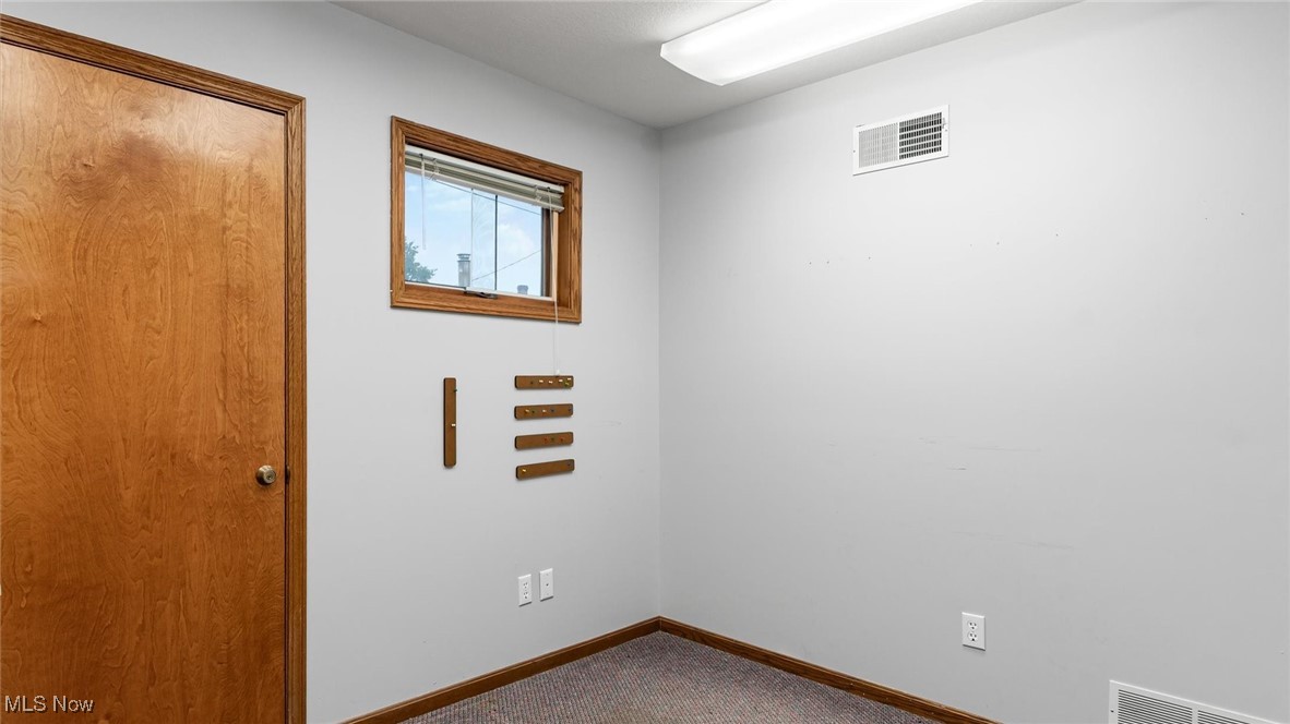 139 S Kennebec Avenue Mcconnelsville OH 43756