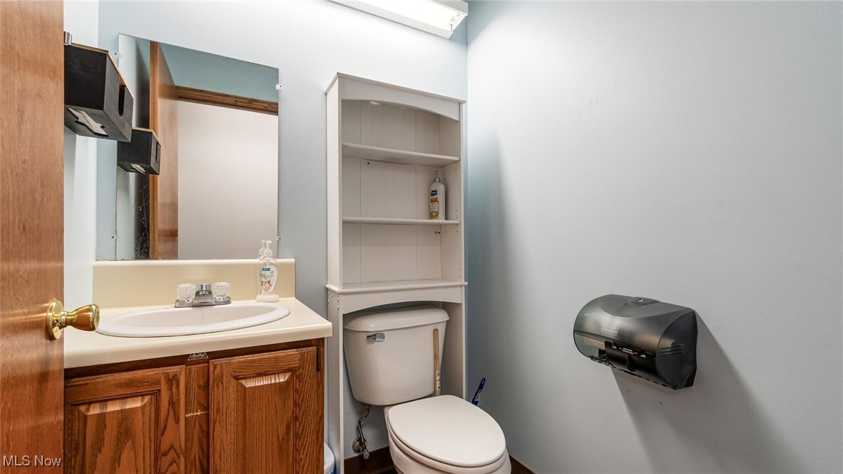 139 S Kennebec Avenue Mcconnelsville OH 43756