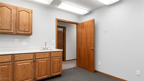 139 S Kennebec Avenue Mcconnelsville OH 43756