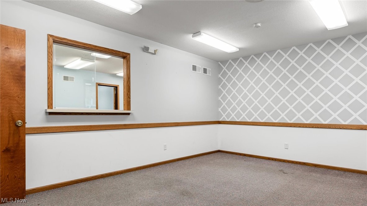 139 S Kennebec Avenue Mcconnelsville OH 43756