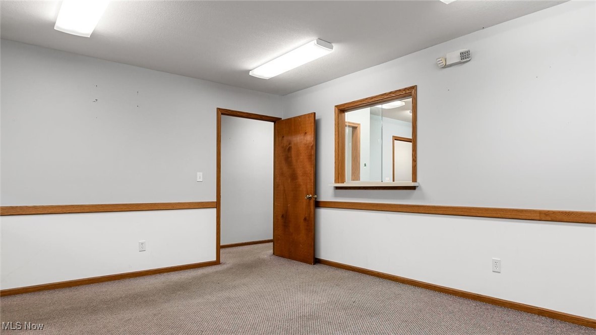 139 S Kennebec Avenue Mcconnelsville OH 43756