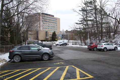 6731 Ridge Parma OH 44129