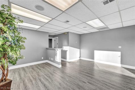 12563 Pearl Road Strongsville OH 44136