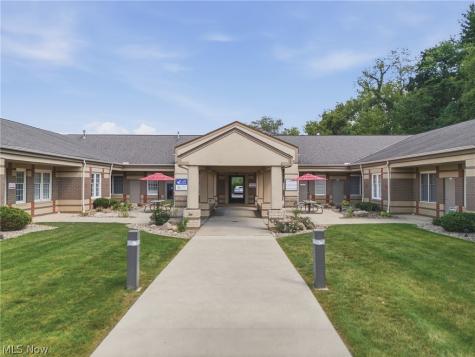 4368 Dressler Road NW Canton OH 44718