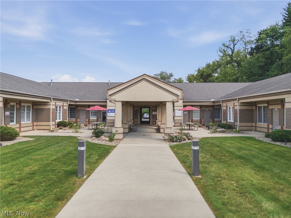 4368 Dressler Road NW Canton OH 44718