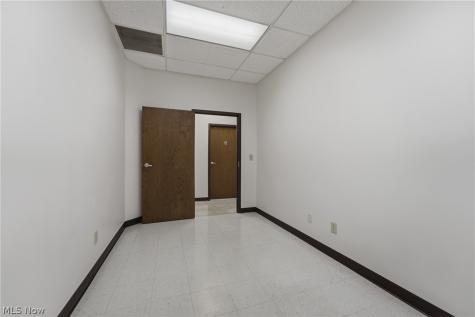 4368 Dressler Road NW Canton OH 44718