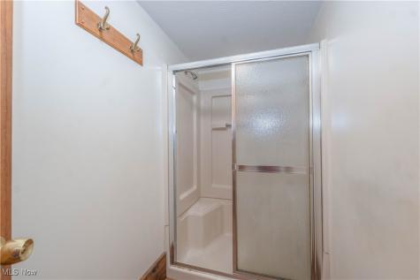 816 E Turkeyfoot Lake Road Akron OH 44319