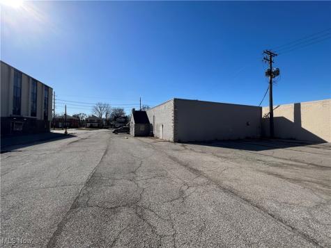 321 Babbitt Road Euclid OH 44123