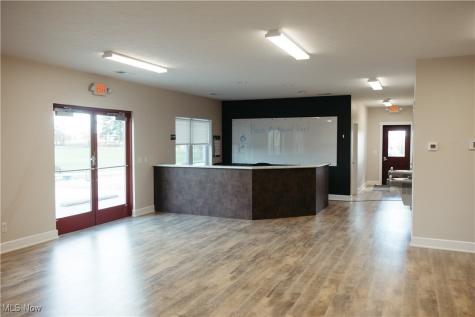 59715 West Road New Concord OH 43762