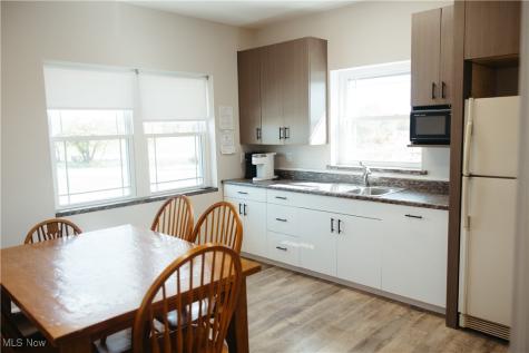 59715 West Road New Concord OH 43762