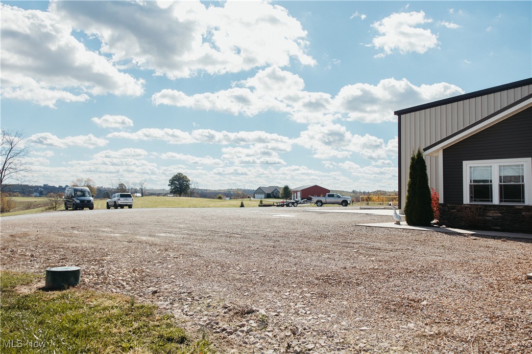 59715 West Road New Concord OH 43762