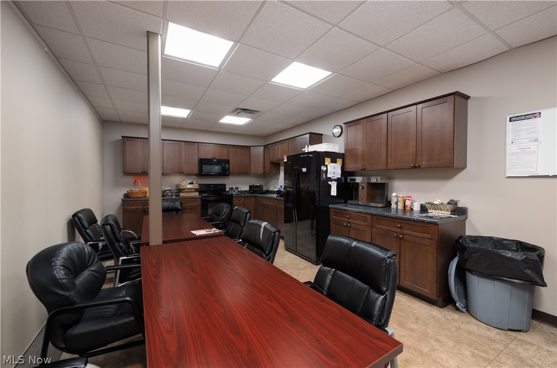 2050 Reiser Avenue SE New Philadelphia OH 44663