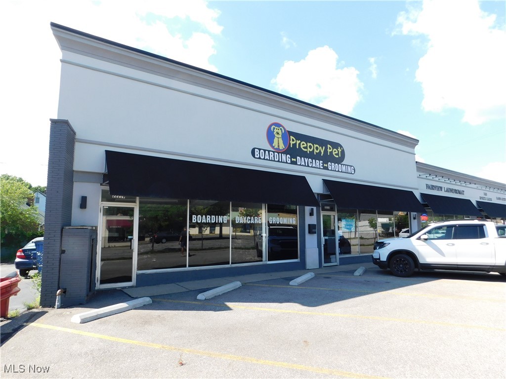 22223 Lorian Road Fairview Park OH 44126
