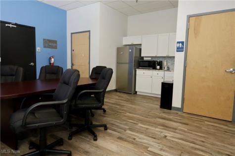 375 Lear Road Avon Lake OH 44012