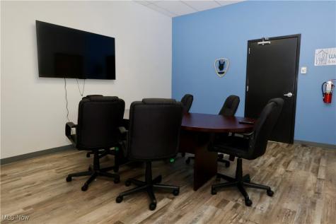 375 Lear Road Avon Lake OH 44012