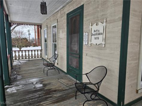 14576 W Park Street Burton OH 44021