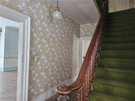 14576 W Park Street Burton OH 44021